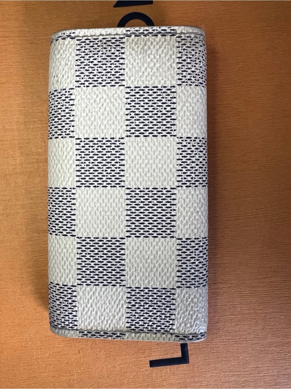 Louis Vuitton Damier Azur Key Holder - Picture 3 of 7